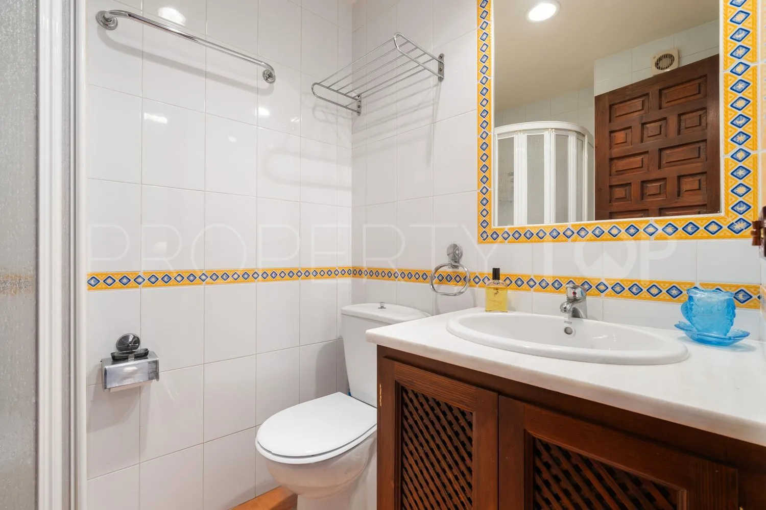 Casa en venta con 4 dormitorios en Istan