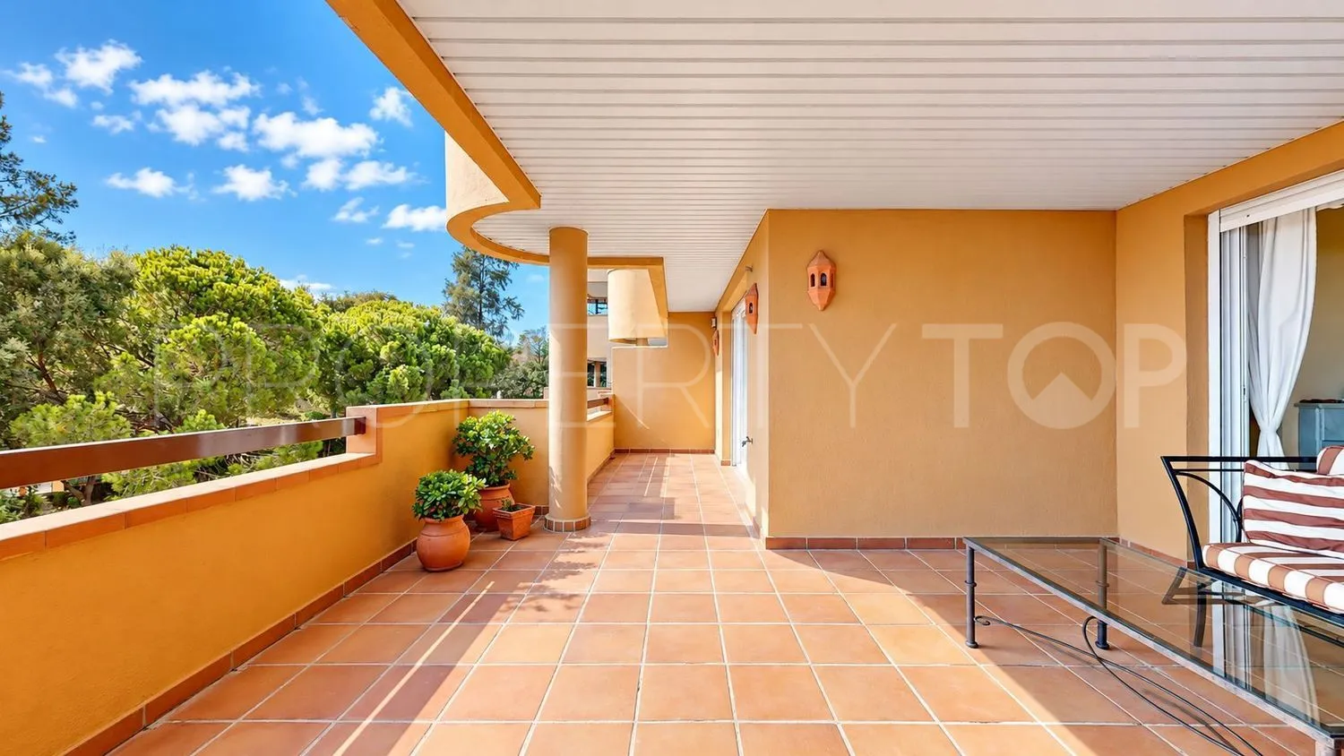 Comprar piso de 2 dormitorios en La Mairena