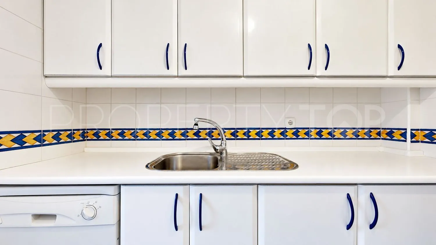 Comprar piso de 2 dormitorios en La Mairena