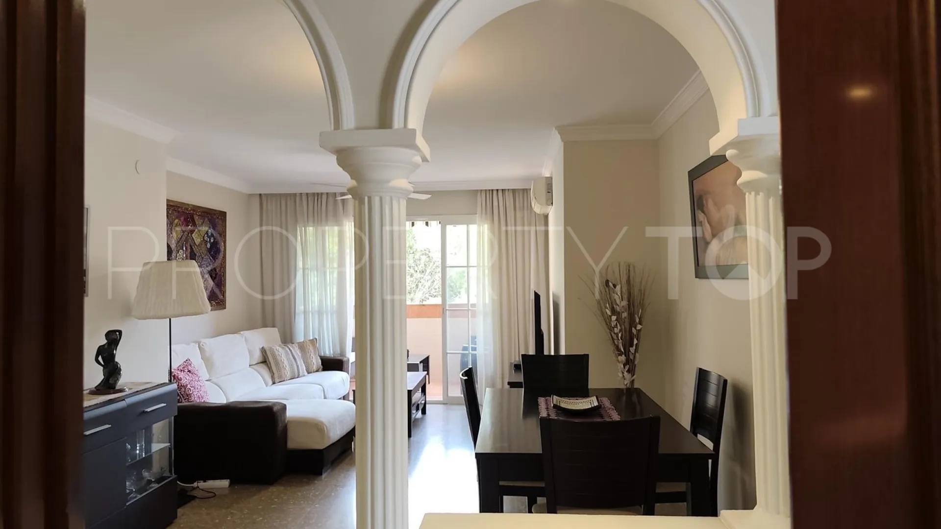 Piso con 4 dormitorios en venta en Malaga - Ciudad Jardín