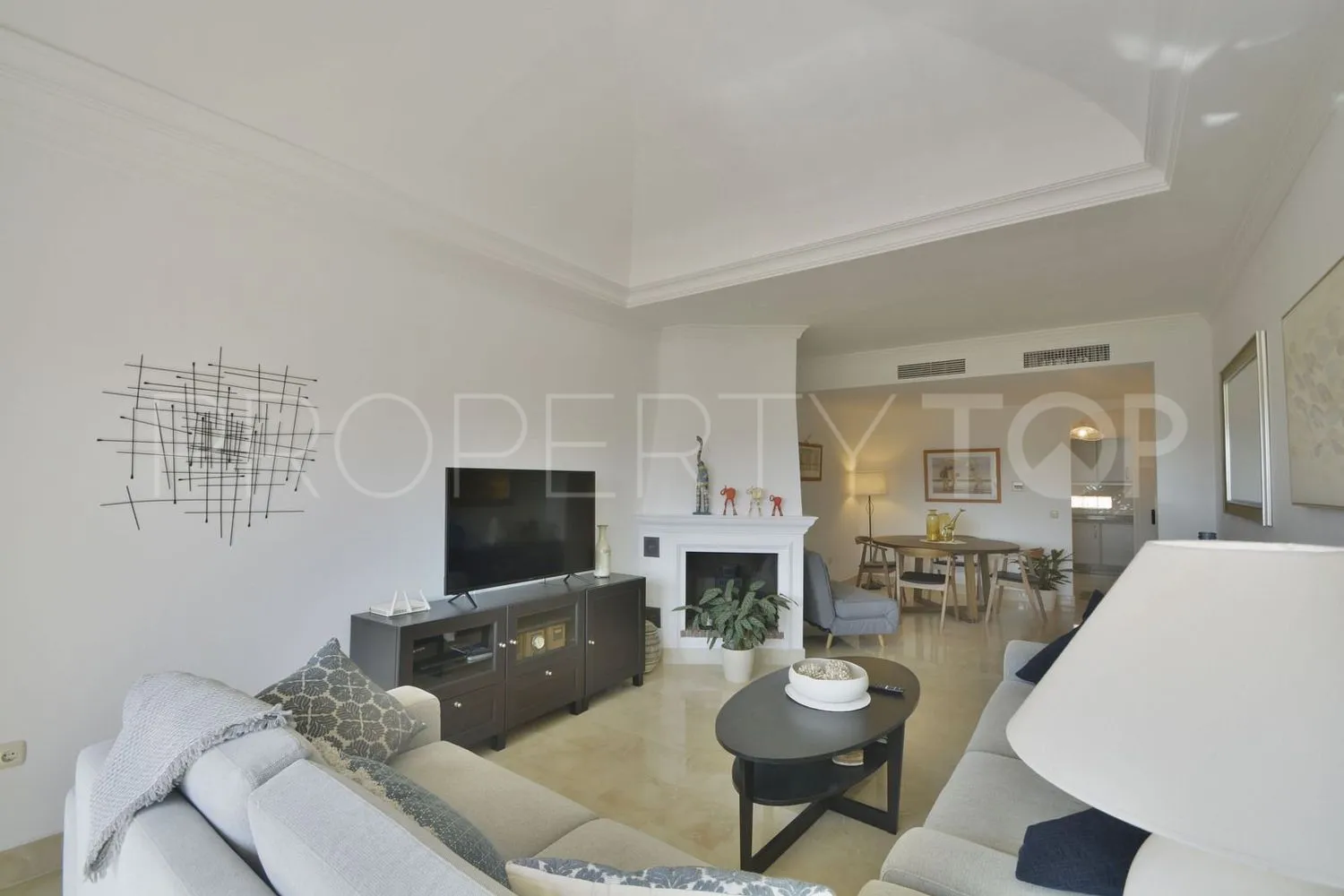 Flat for sale in Hacienda Elviria