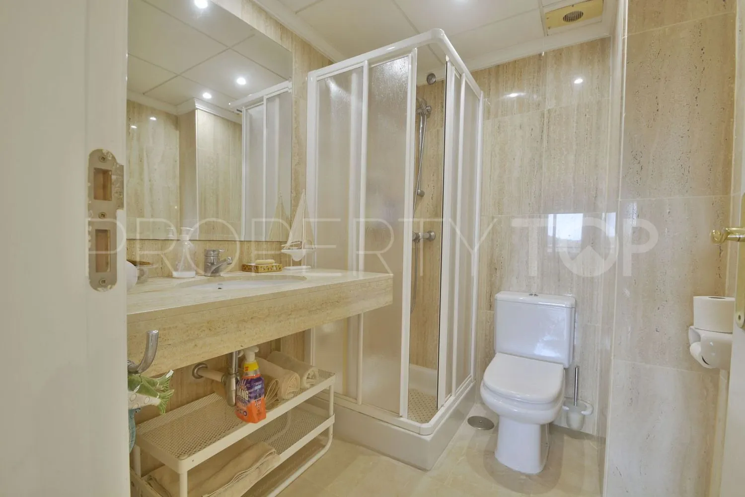 Flat for sale in Hacienda Elviria