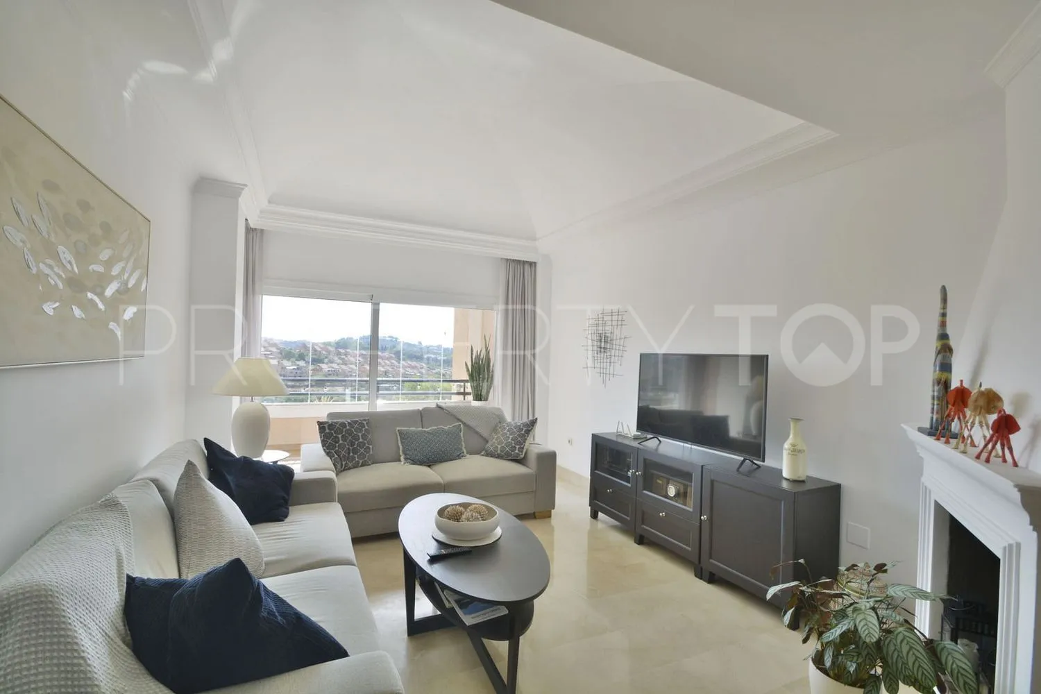 Flat for sale in Hacienda Elviria
