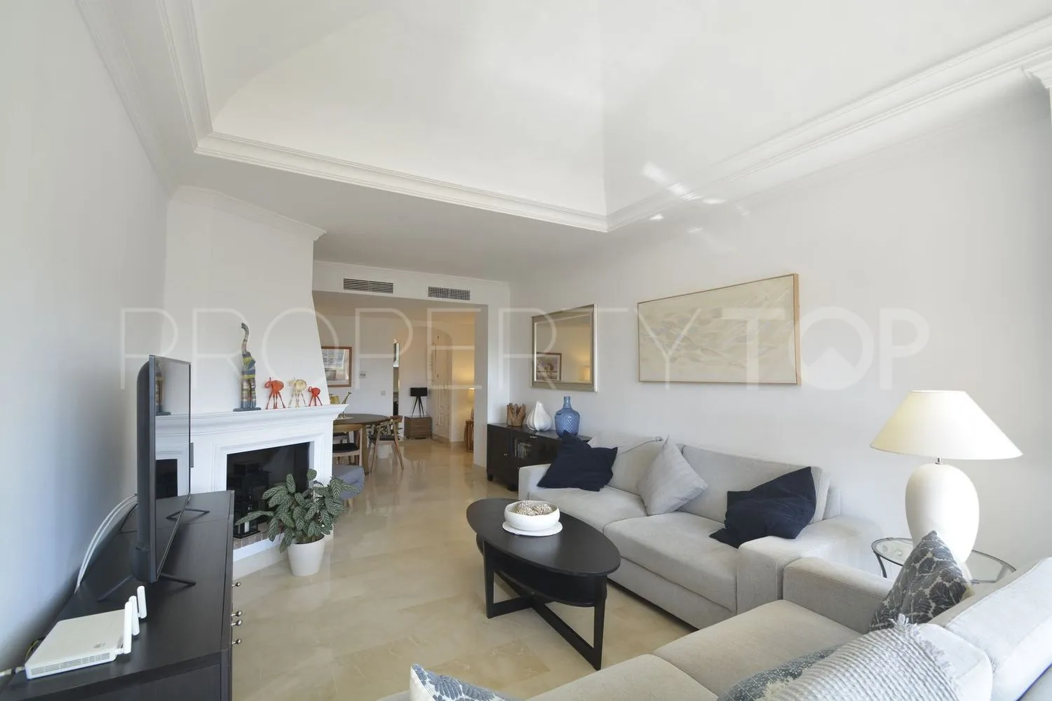 Flat for sale in Hacienda Elviria