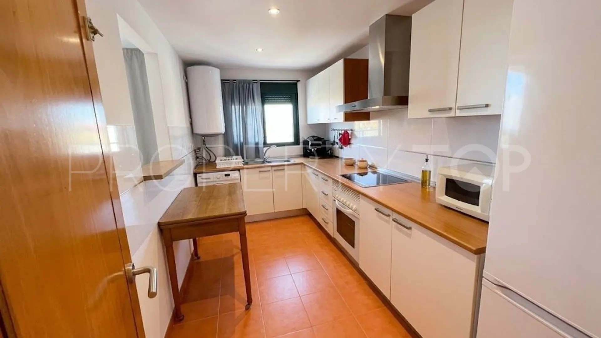 Se vende Ático de 2 dormitorios en Riviera del Sol