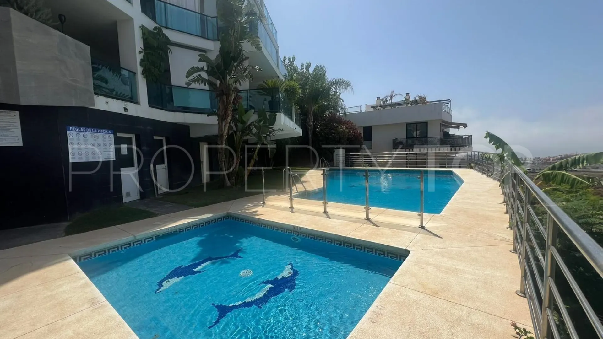 Se vende Ático de 2 dormitorios en Riviera del Sol