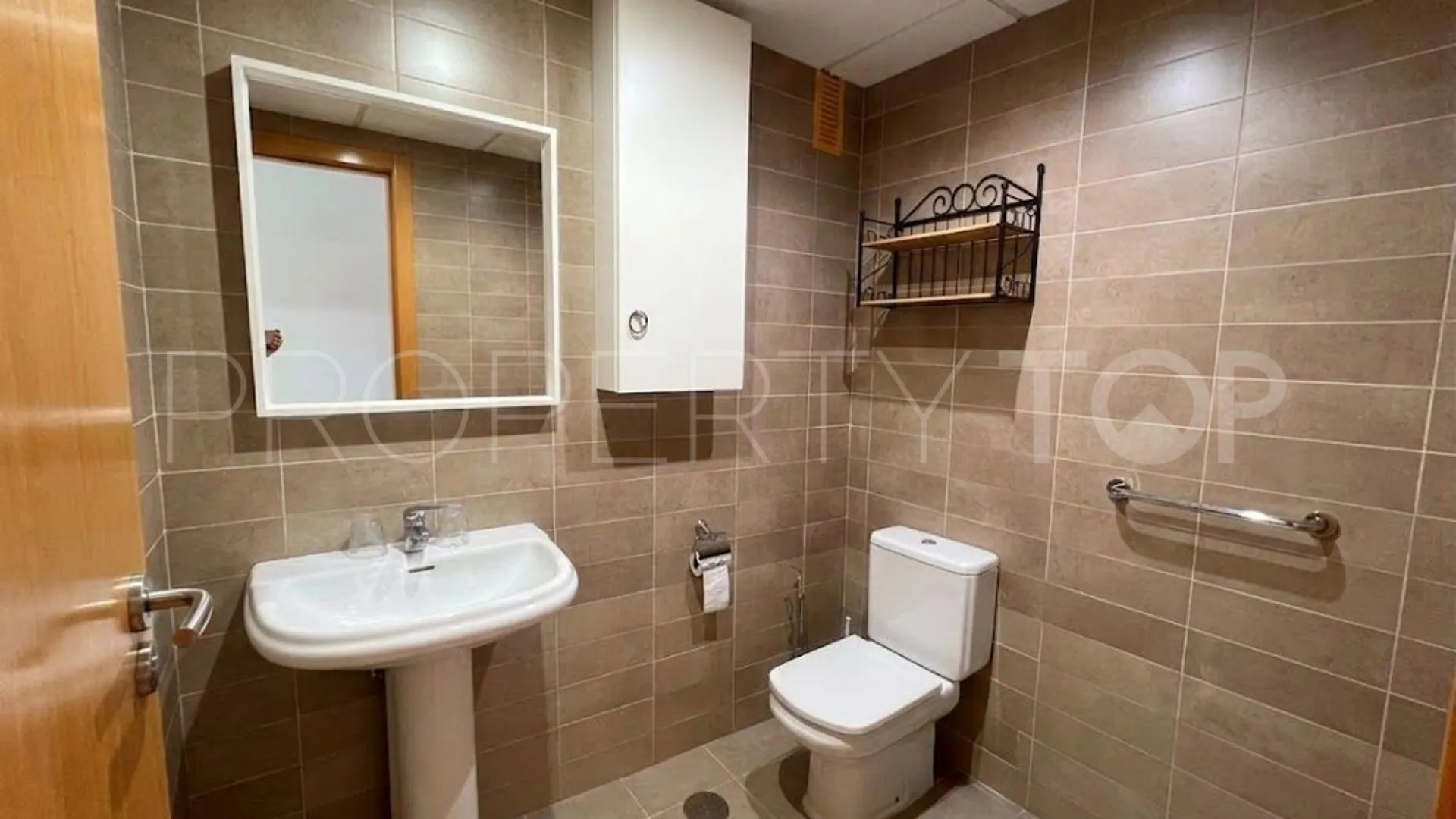 Se vende Ático de 2 dormitorios en Riviera del Sol
