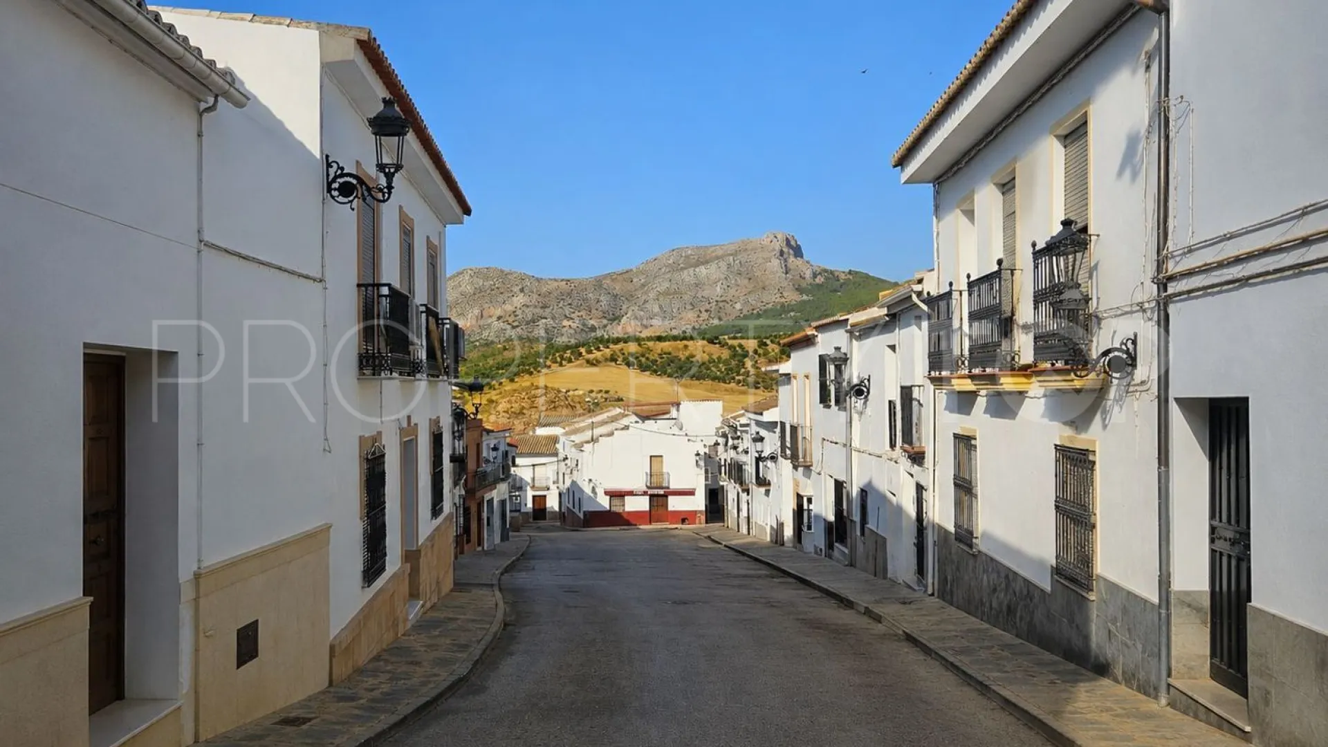 Serrato, casa con 4 dormitorios en venta