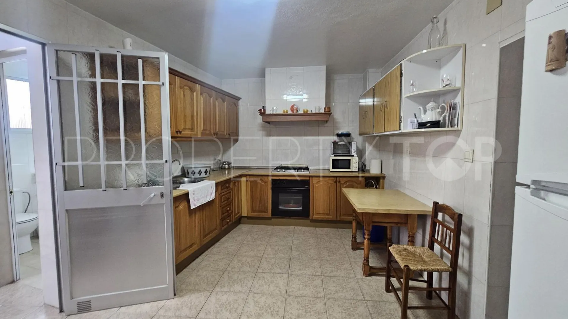 Serrato, casa con 4 dormitorios en venta