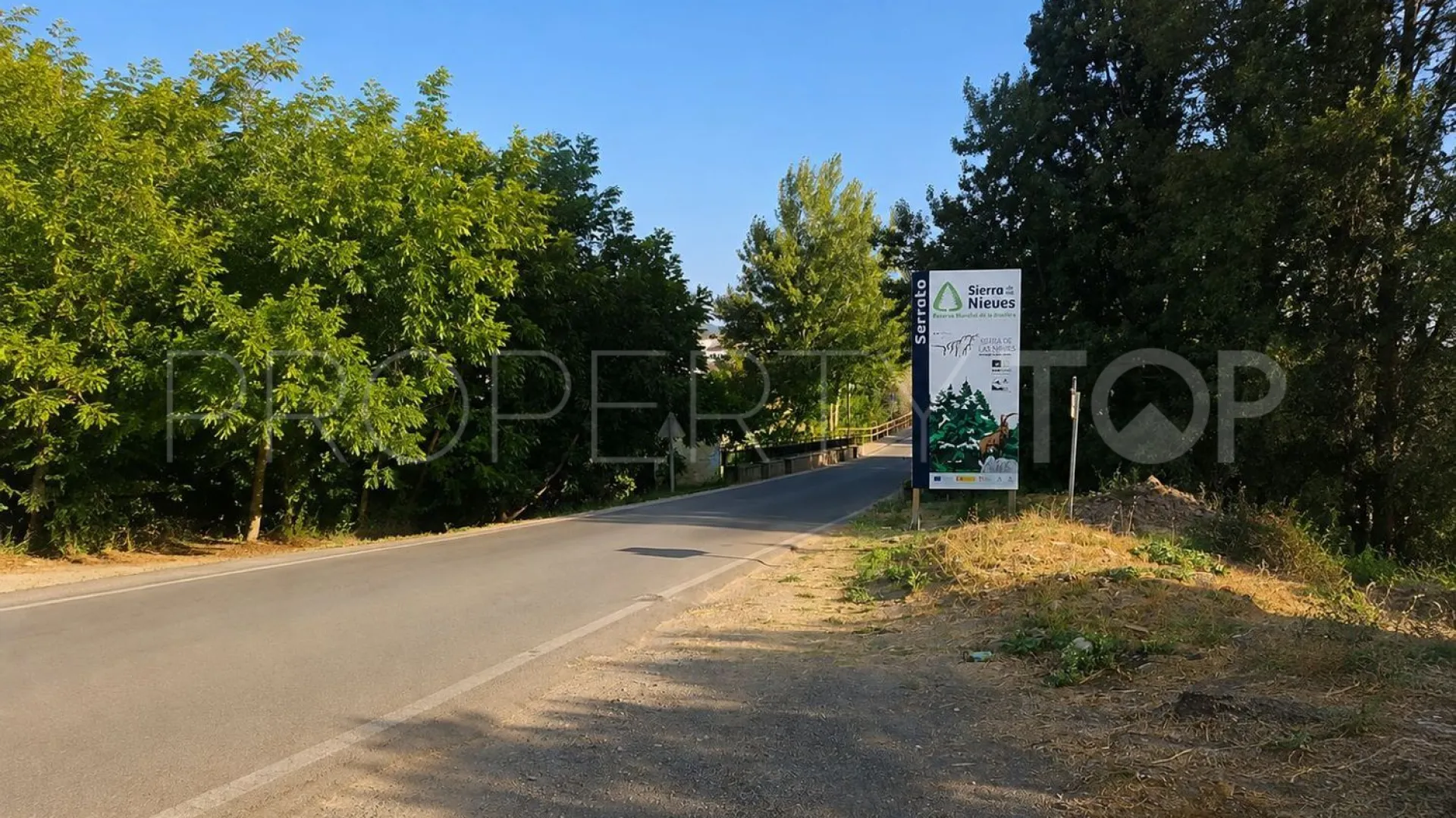 Serrato, casa con 4 dormitorios en venta