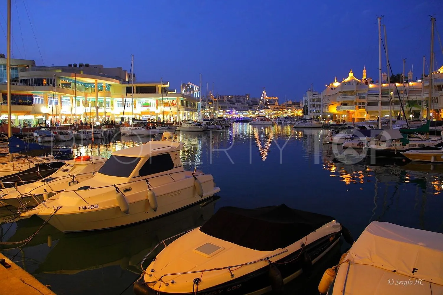 Flat with 2 bedrooms for sale in Puerto Marina