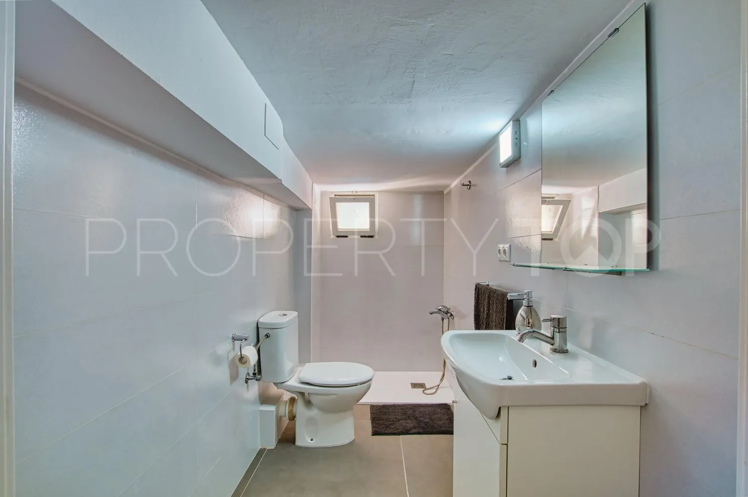 Commercial premises in Hispanidad - Vivar Téllez for sale