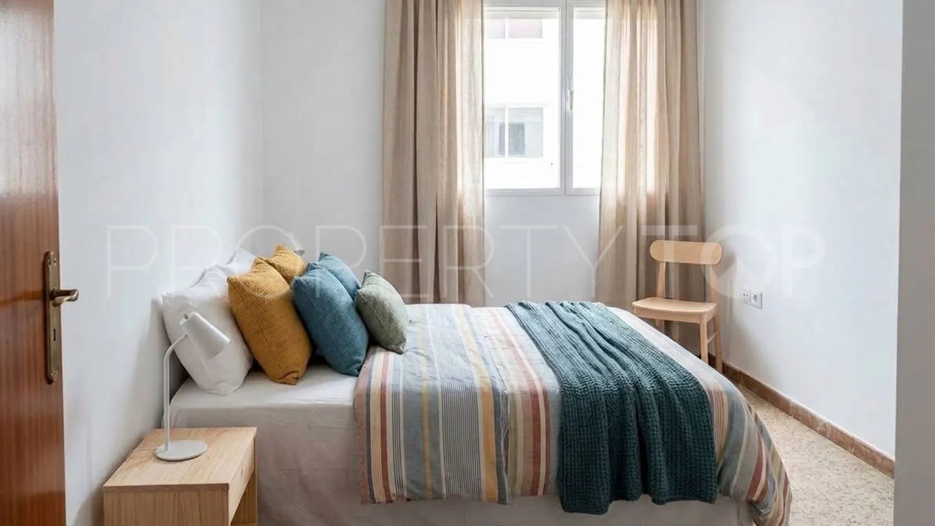 For sale Malaga - Cruz de Humilladero 3 bedrooms flat