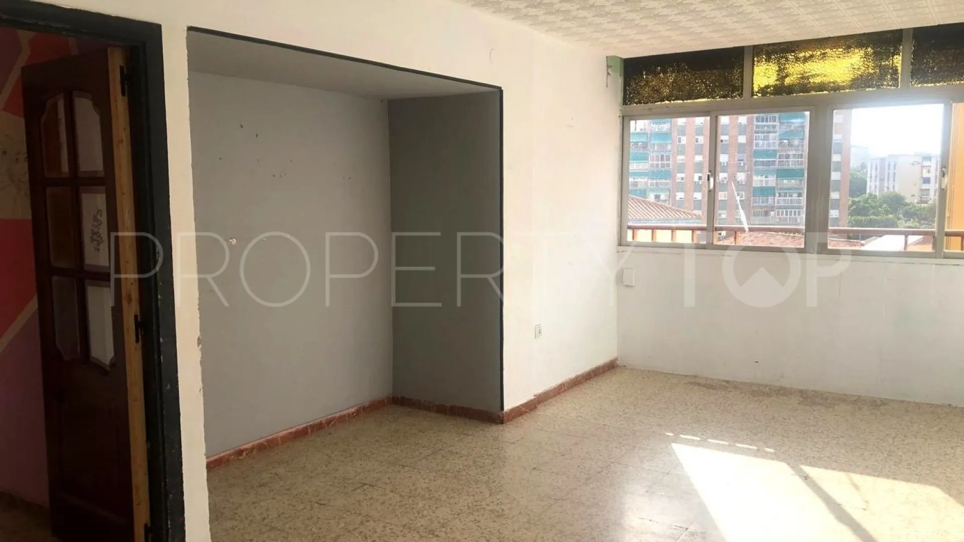 For sale Malaga - Cruz de Humilladero 3 bedrooms flat