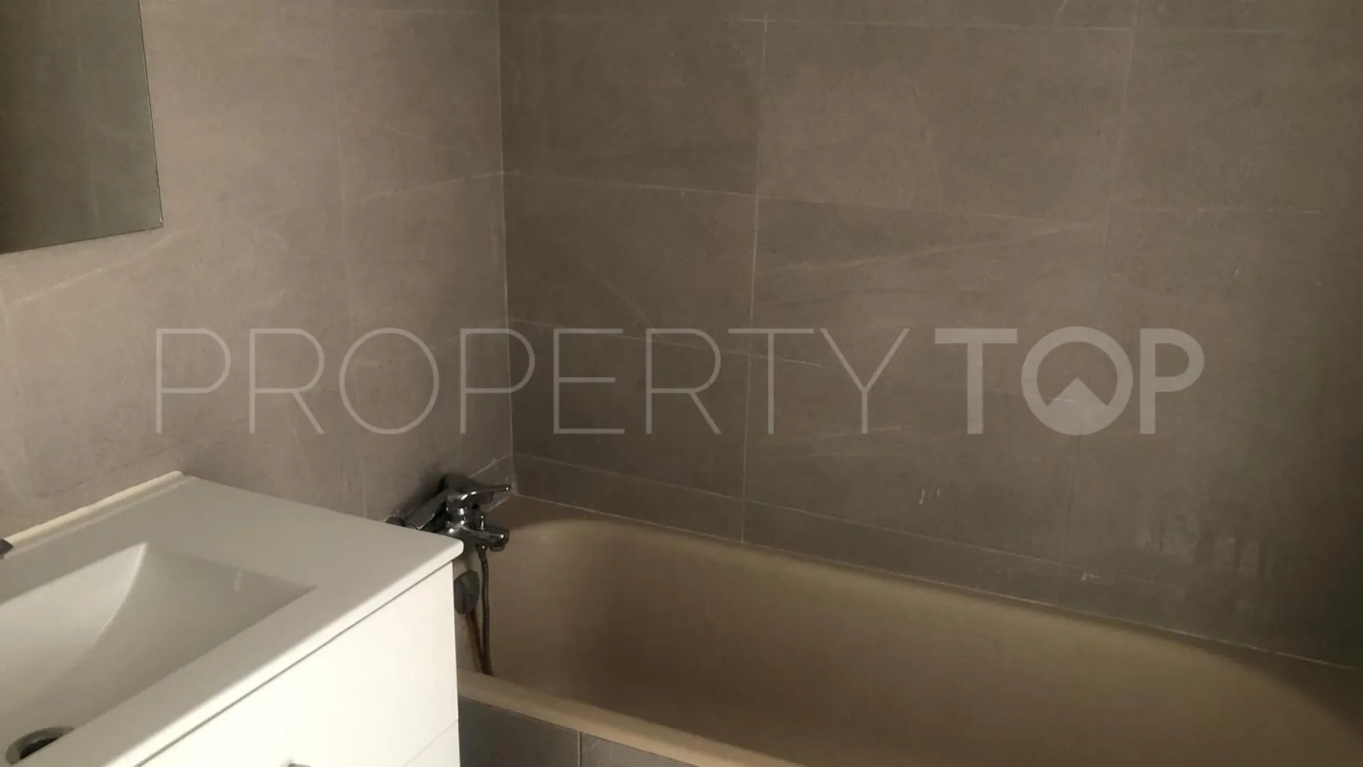 For sale Malaga - Cruz de Humilladero 3 bedrooms flat