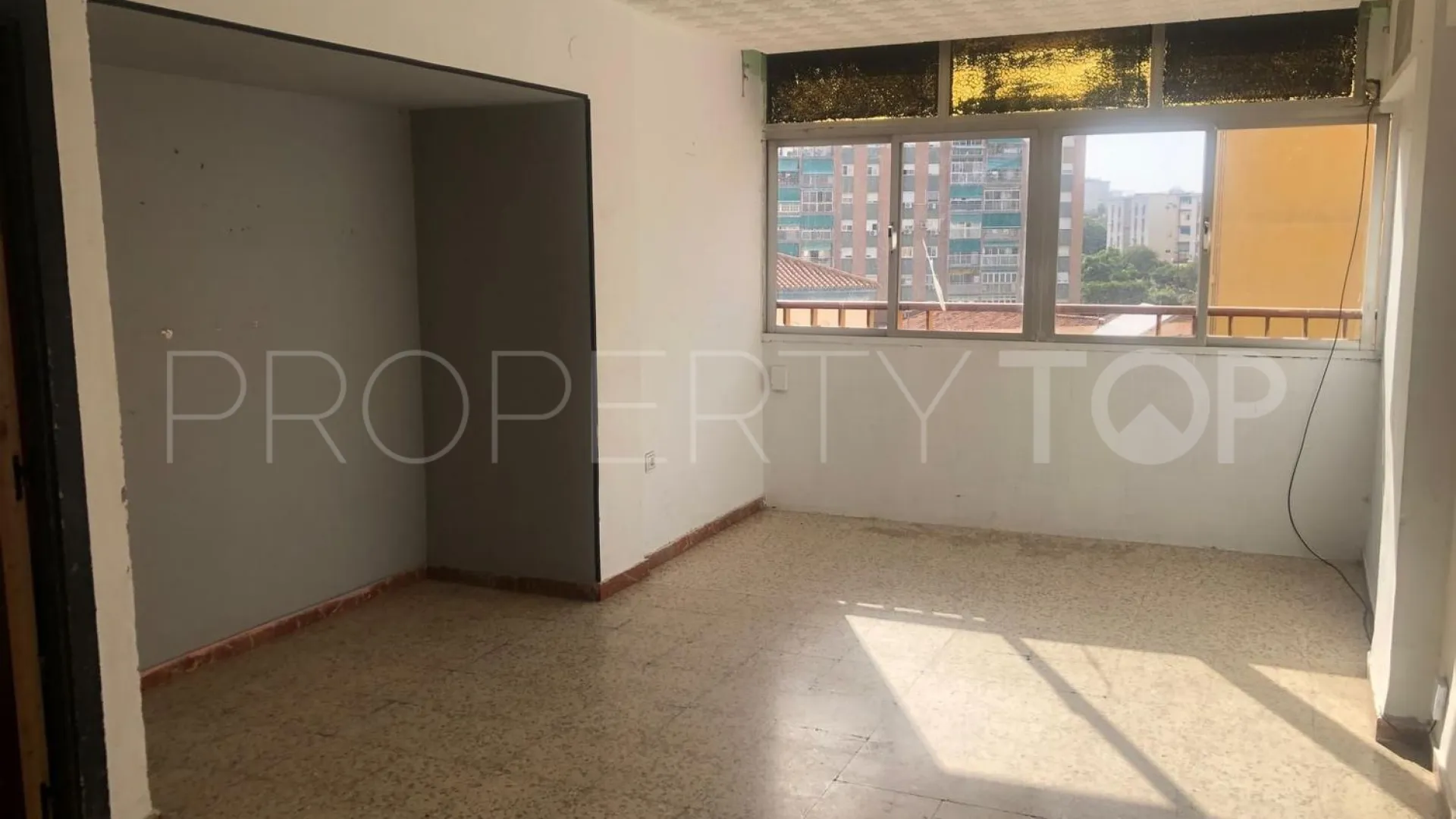 For sale Malaga - Cruz de Humilladero 3 bedrooms flat