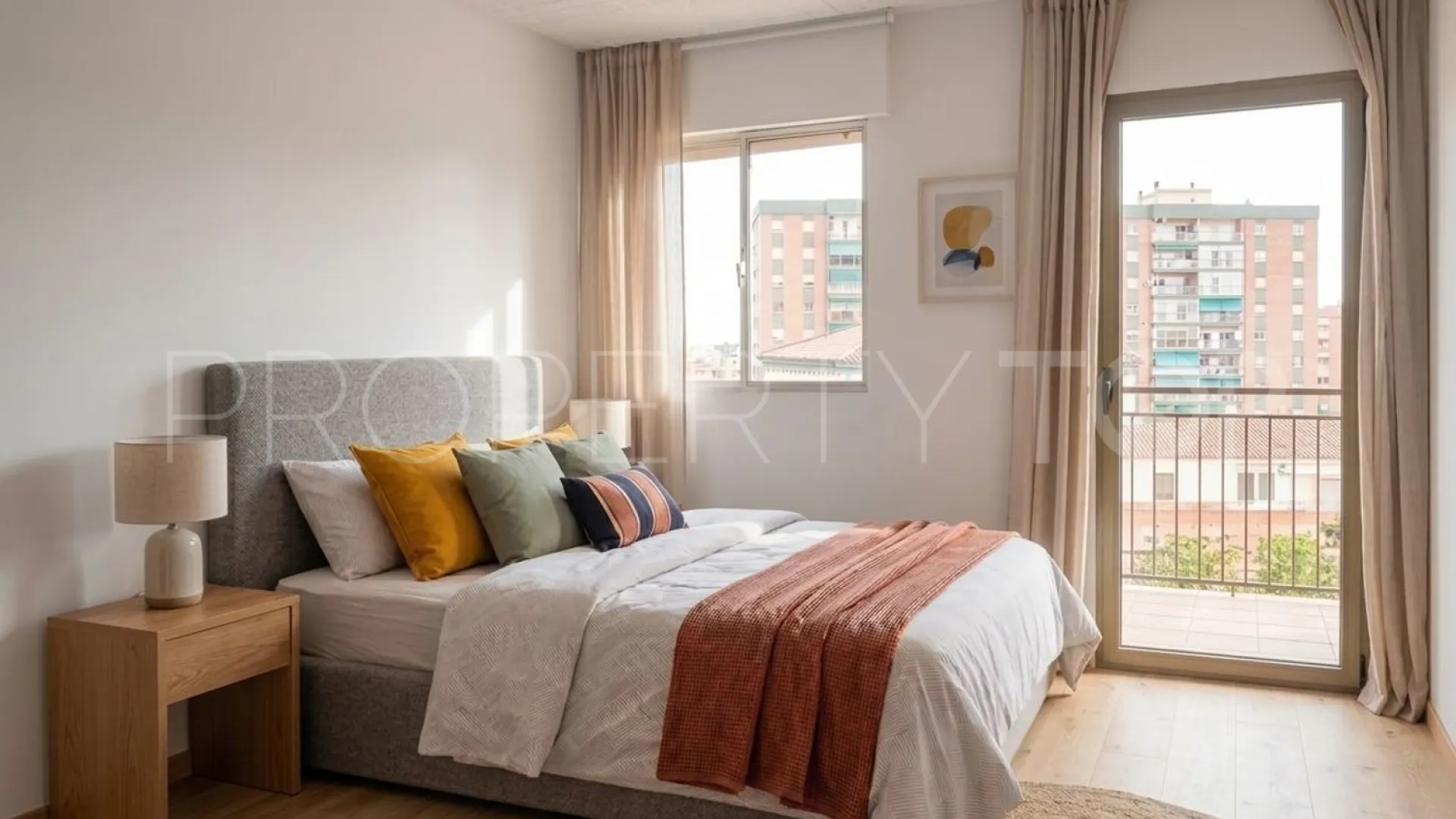 For sale Malaga - Cruz de Humilladero 3 bedrooms flat