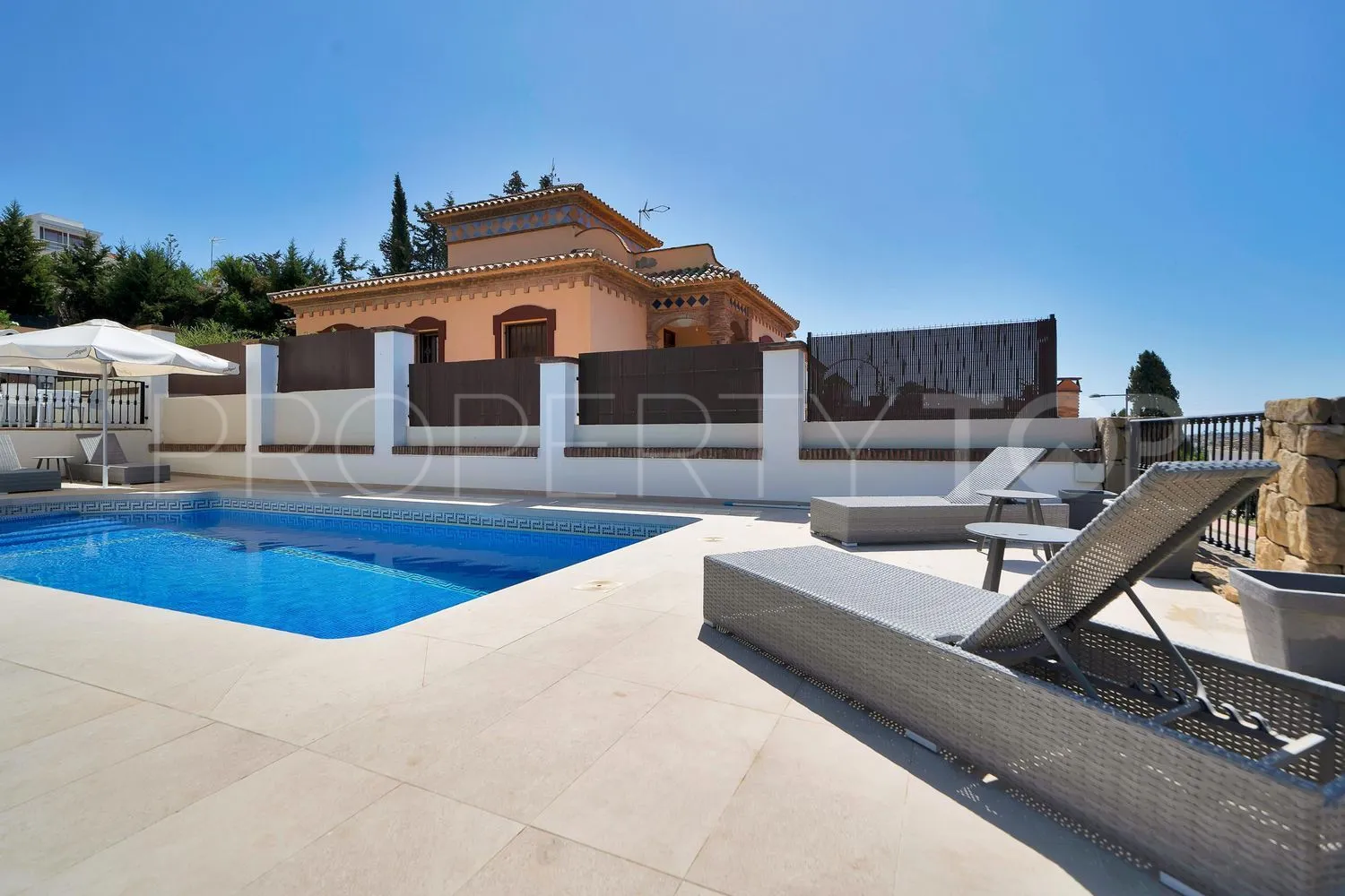 Comprar casa de 3 dormitorios en Valle Romano