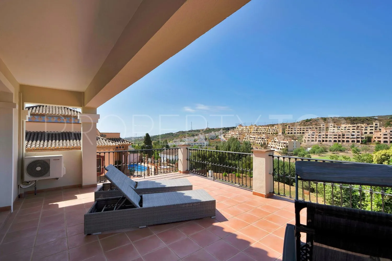 Comprar casa de 3 dormitorios en Valle Romano