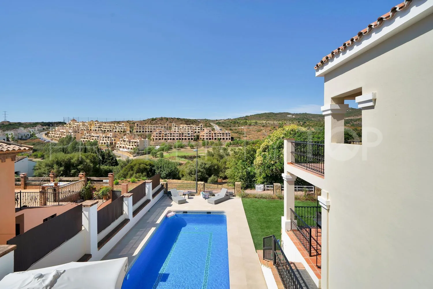 Comprar casa de 3 dormitorios en Valle Romano