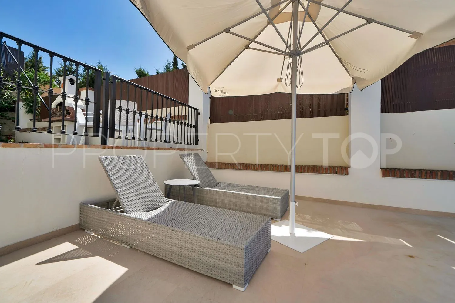 Comprar casa de 3 dormitorios en Valle Romano
