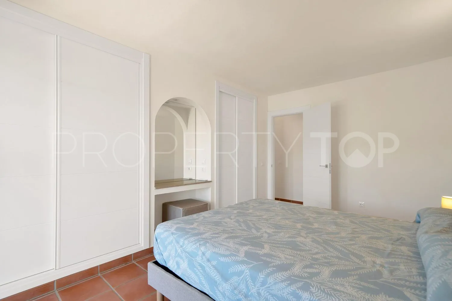 Comprar casa de 3 dormitorios en Valle Romano