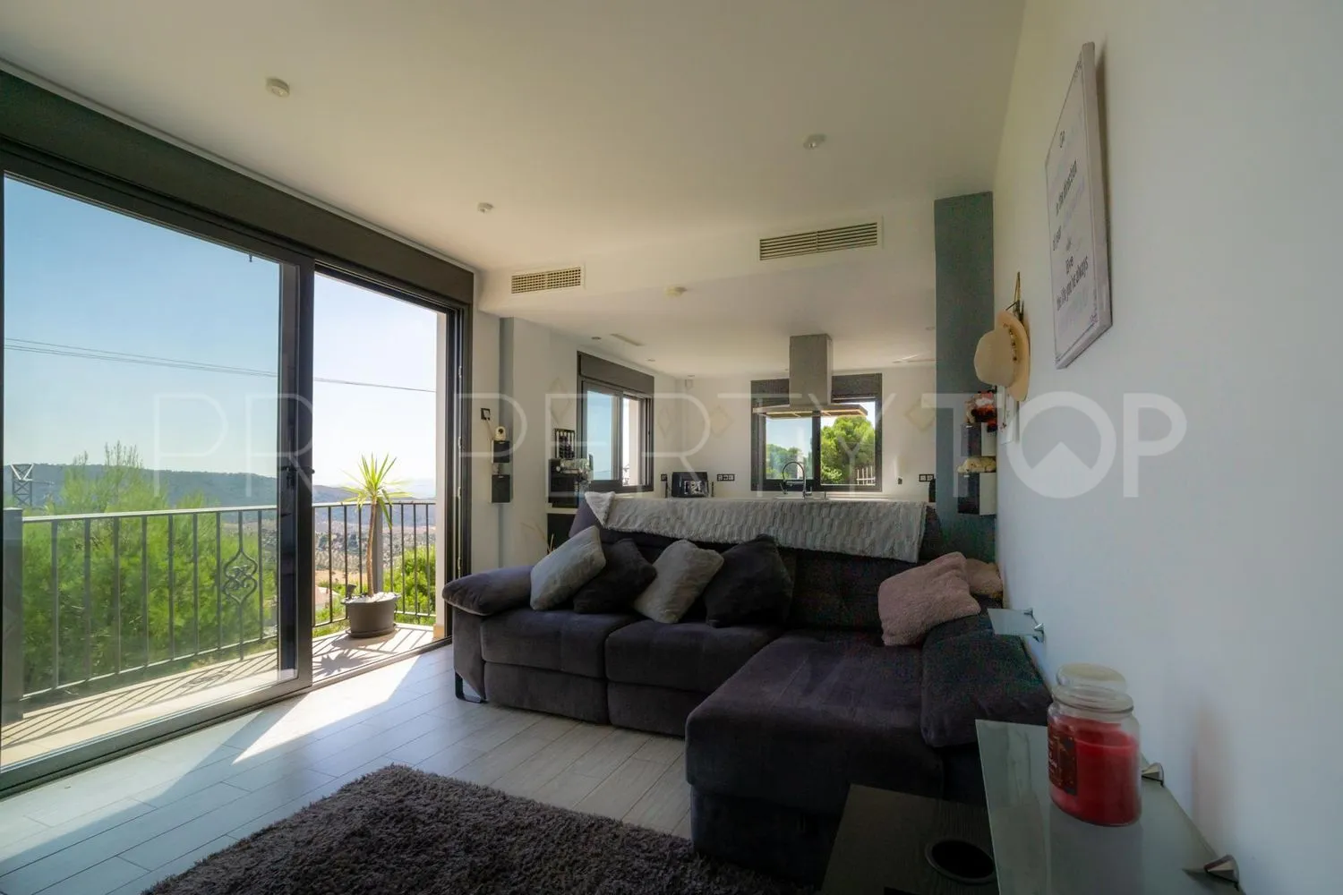 3 bedrooms house in Casarabonela for sale