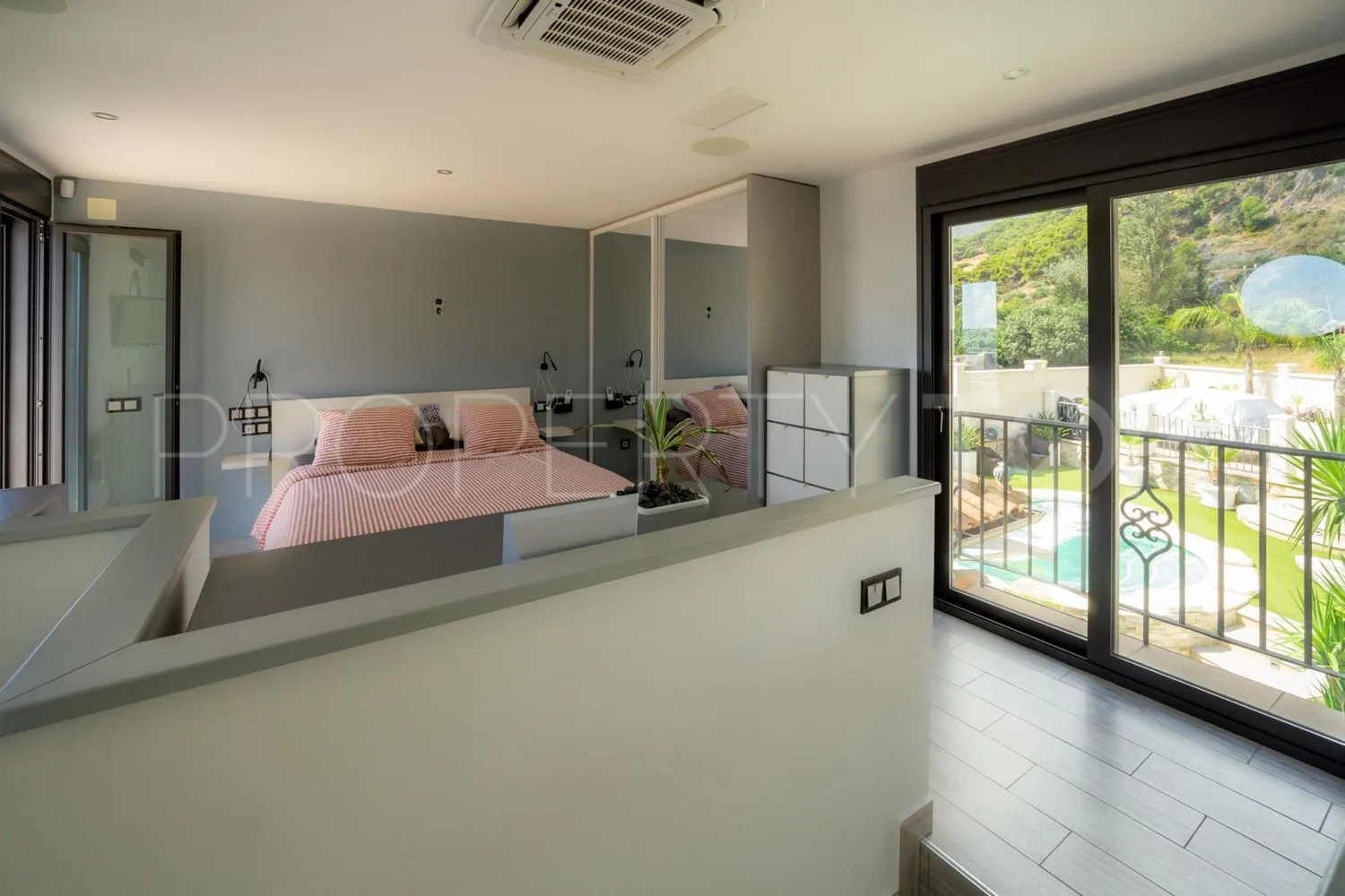 3 bedrooms house in Casarabonela for sale