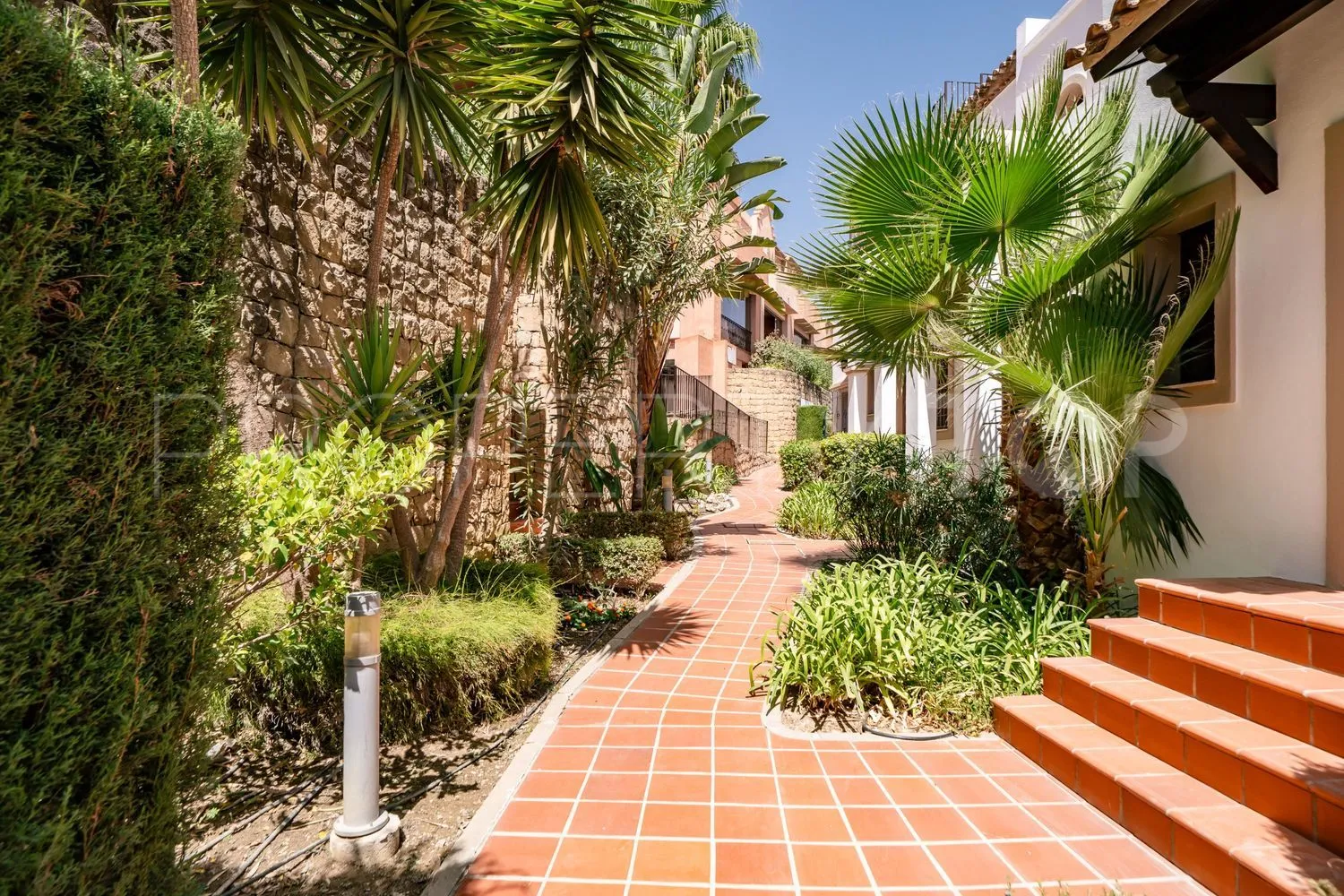 Town house for sale in Valle Romano