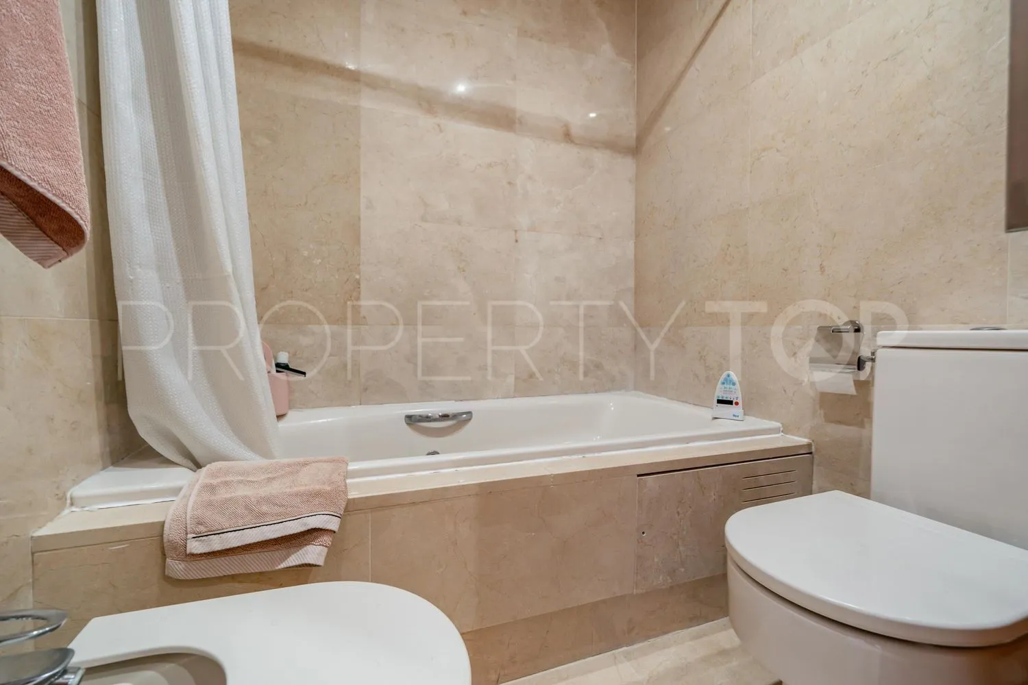 Town house for sale in Valle Romano