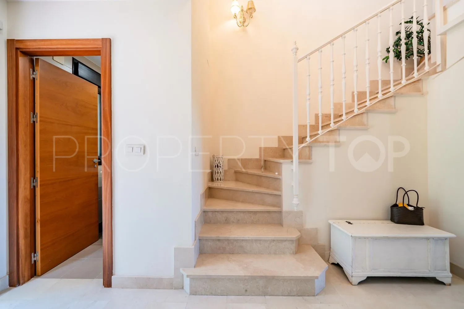 Town house for sale in Valle Romano