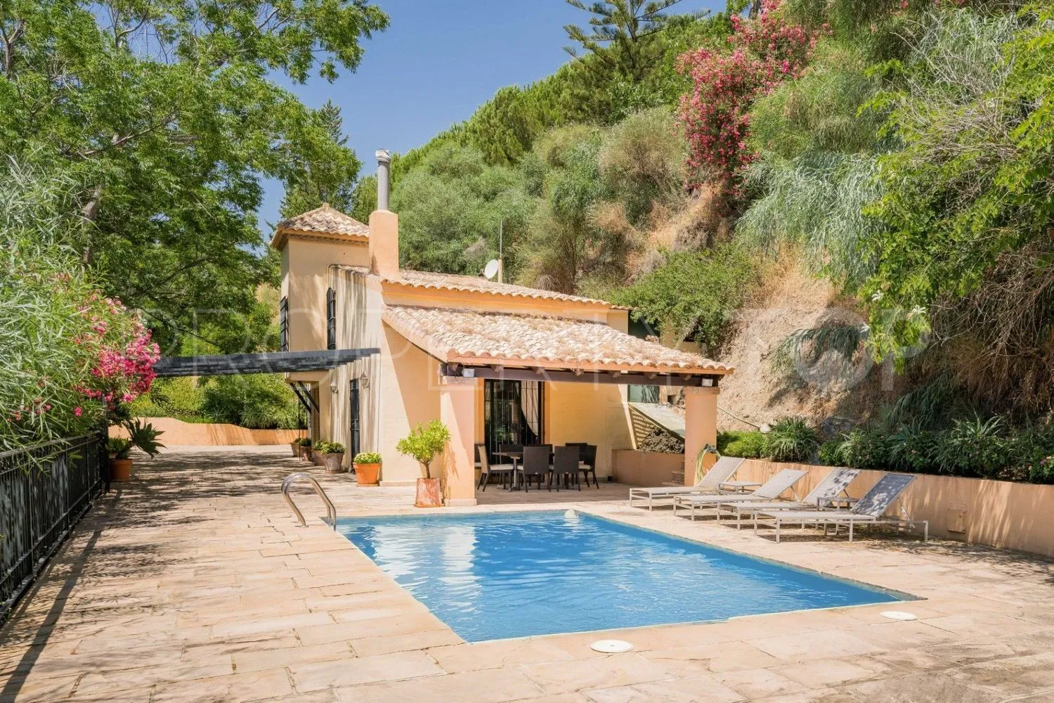 9 bedrooms Ojen house for sale