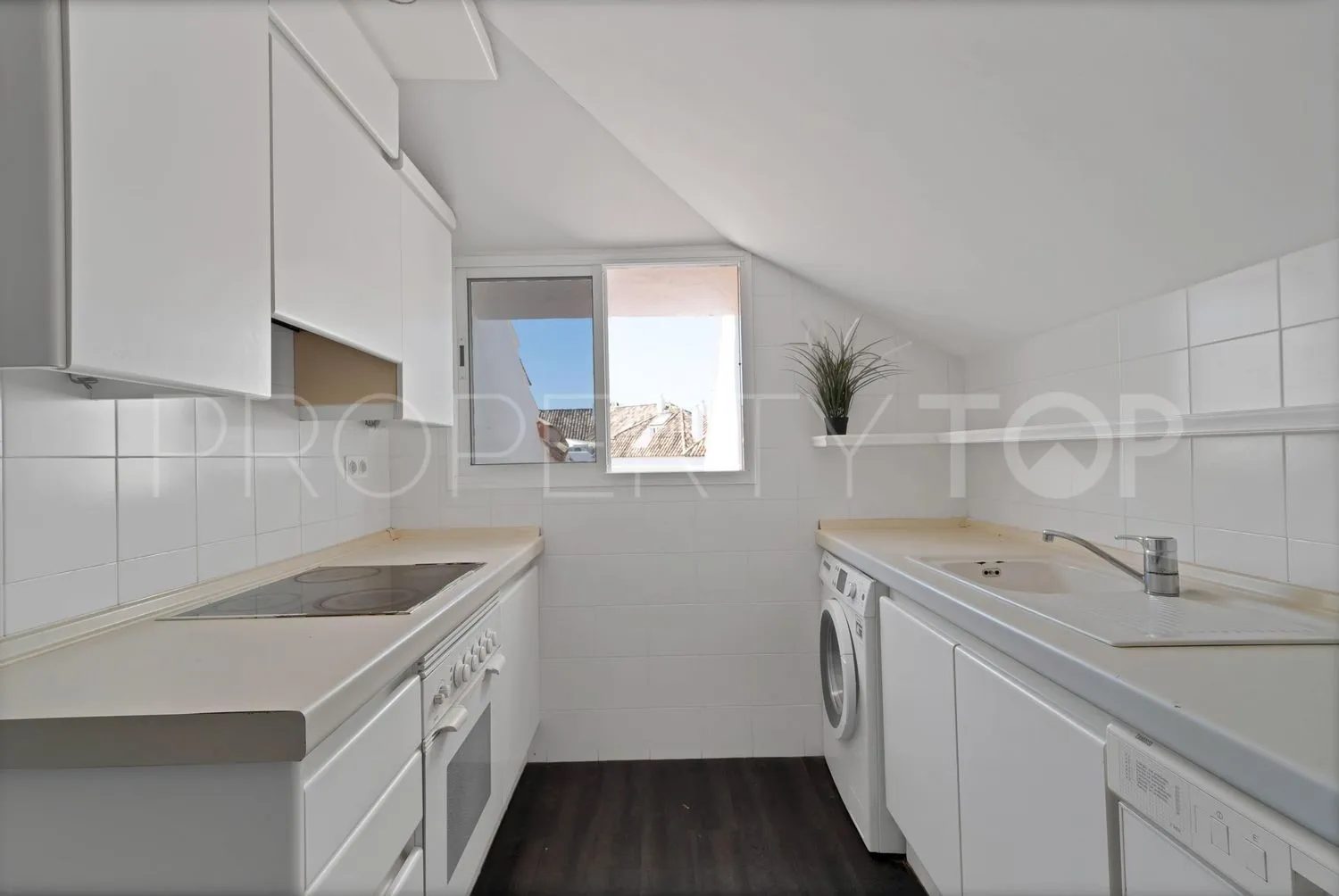 Las Lomas del Marbella Club, piso a la venta de 2 dormitorios