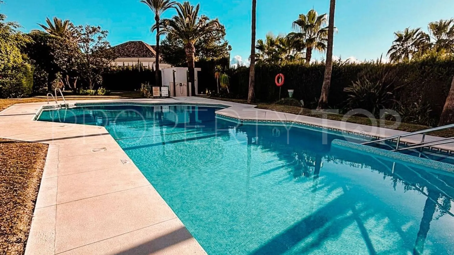 Las Lomas del Marbella Club, piso a la venta de 2 dormitorios