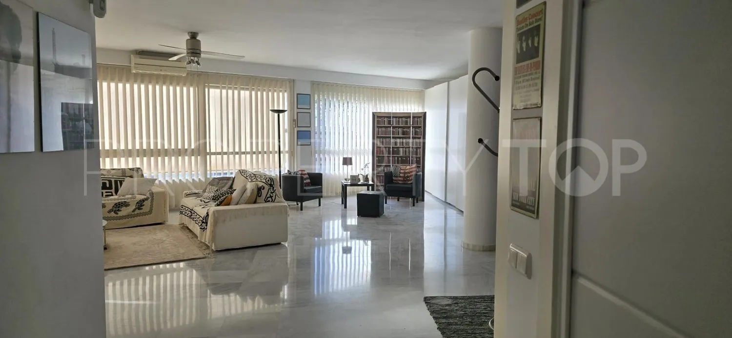 For sale 2 bedrooms flat in Plaza de toros-La Ermita