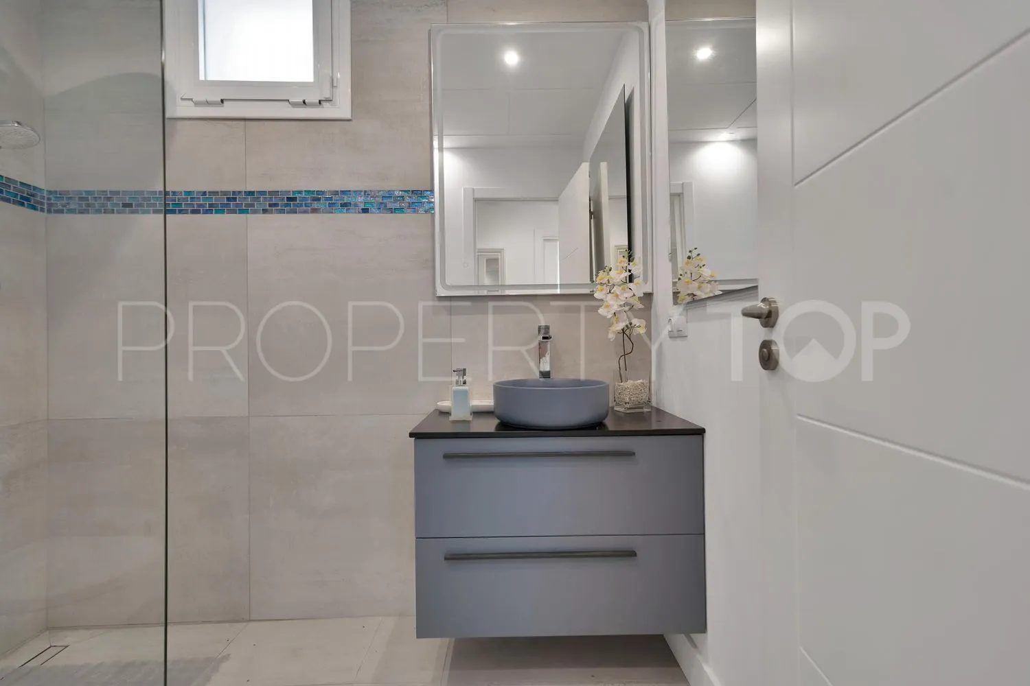 Casa a la venta en Benalmadena con 3 dormitorios