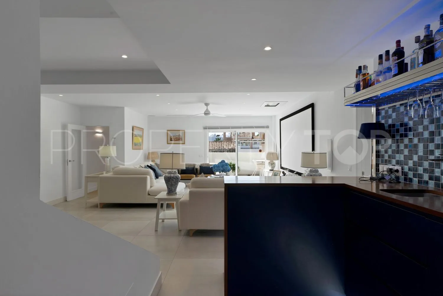 Casa a la venta en Benalmadena con 3 dormitorios