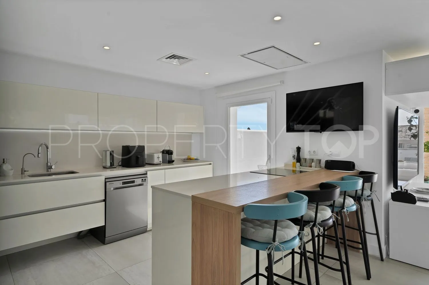 Casa a la venta en Benalmadena con 3 dormitorios