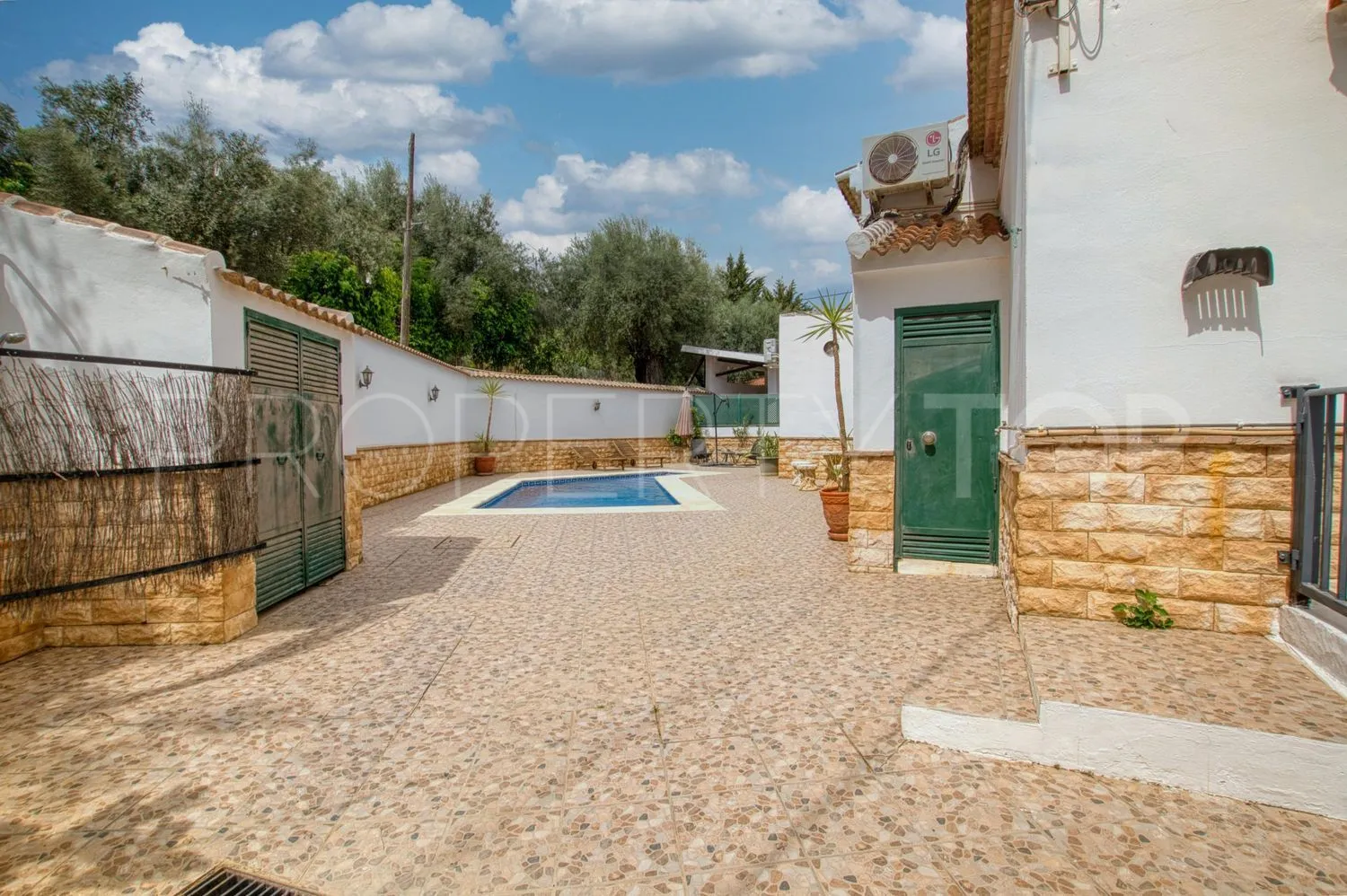 House for sale in Periana with 3 bedrooms