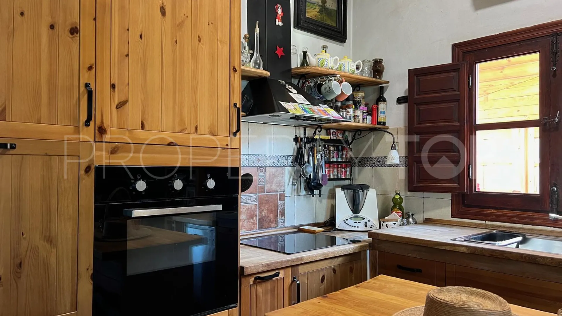 House with 3 bedrooms for sale in Velez Malaga