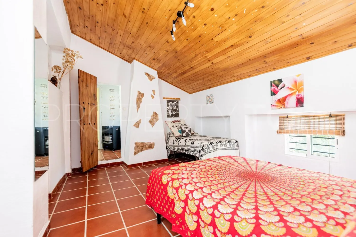 Country house with 5 bedrooms for sale in Cuevas de San Marcos