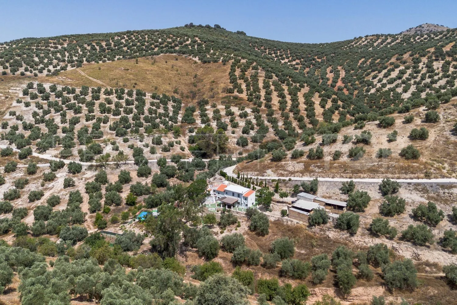 Country house with 5 bedrooms for sale in Cuevas de San Marcos