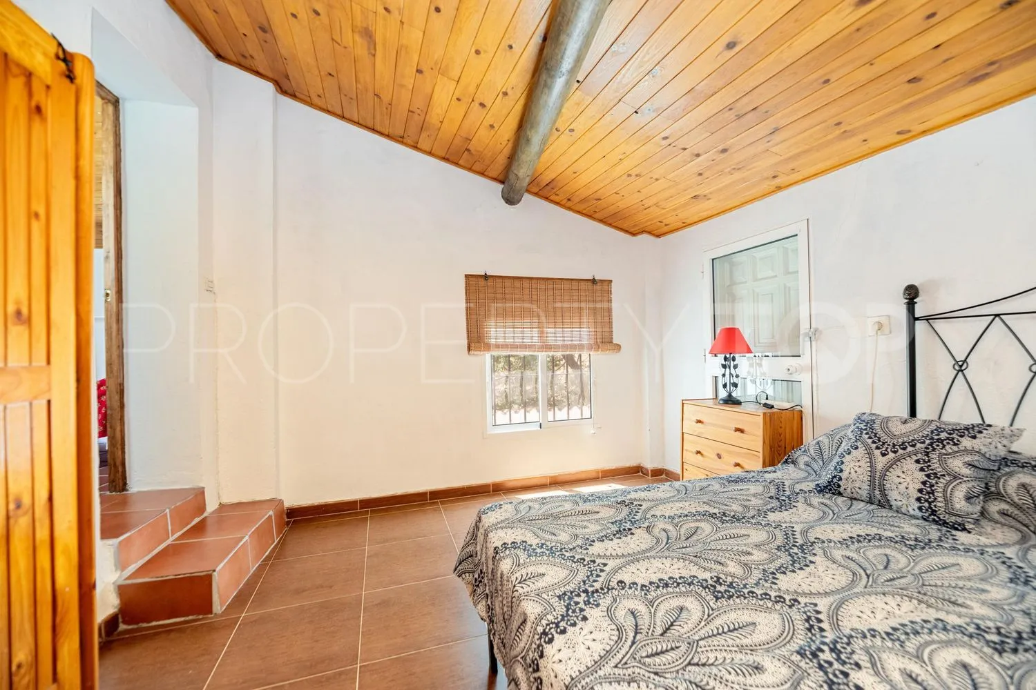 Country house with 5 bedrooms for sale in Cuevas de San Marcos