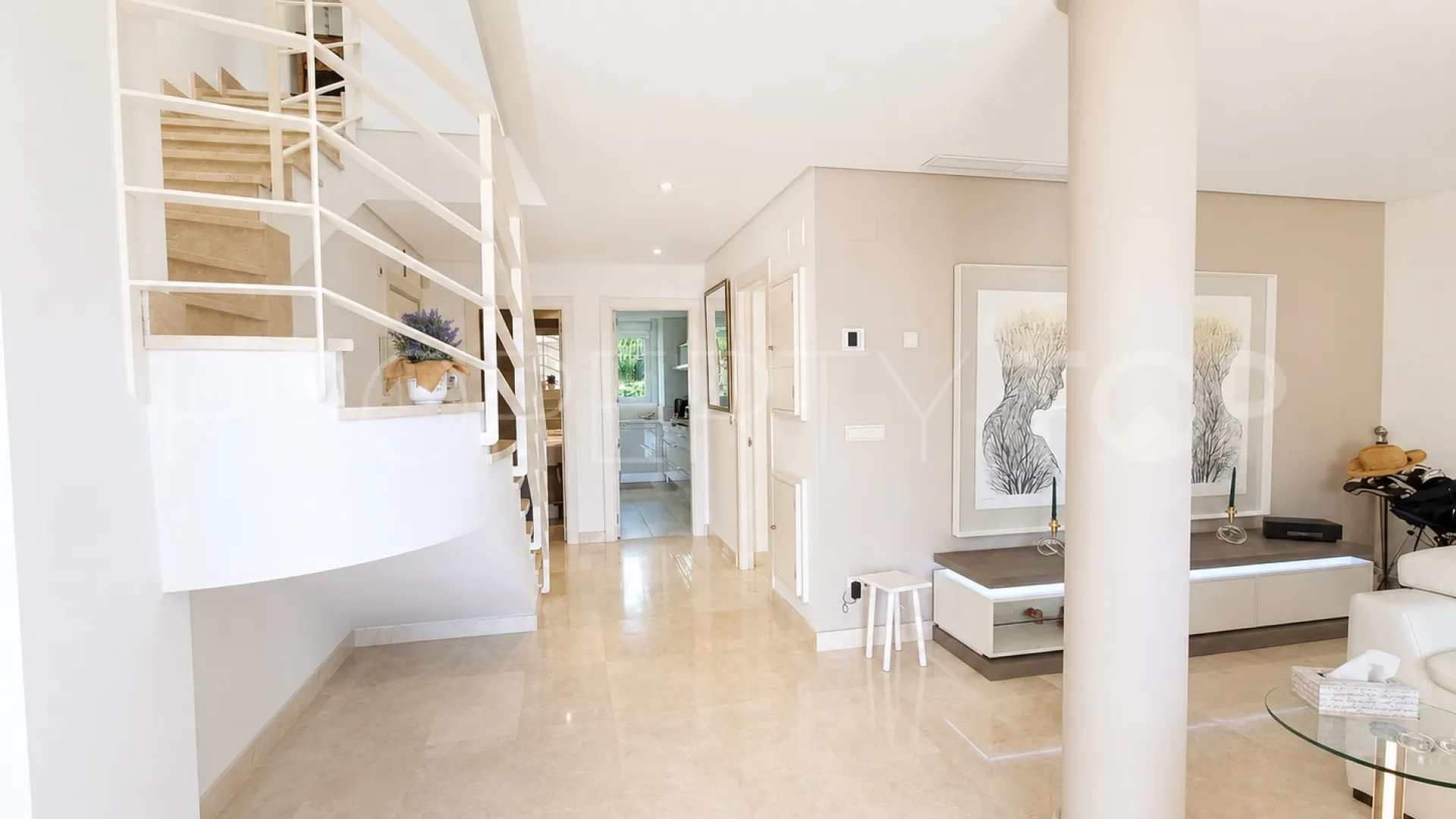 2 bedrooms duplex for sale in Vista Real
