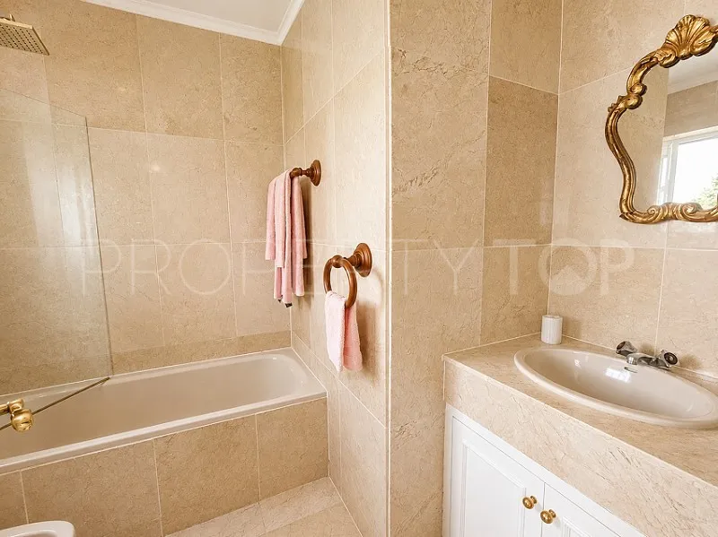 El Naranjal town house for sale