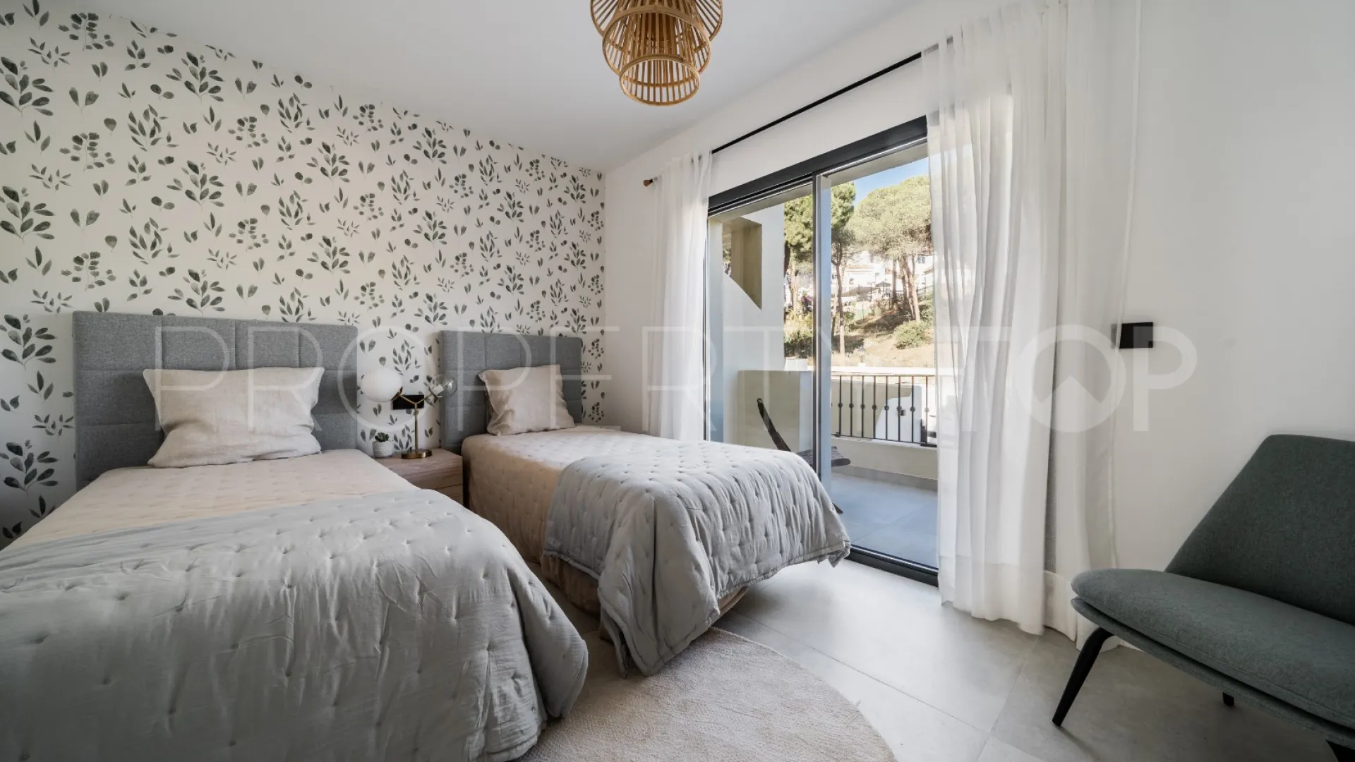 For sale Los Pinos de Aloha town house