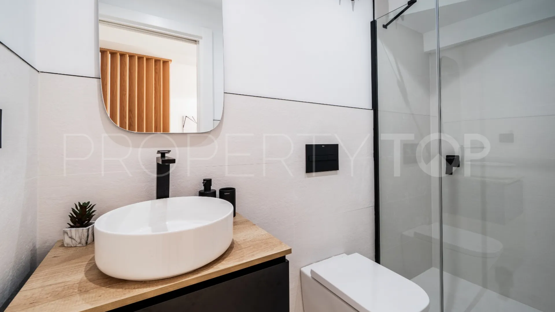 For sale Los Pinos de Aloha town house