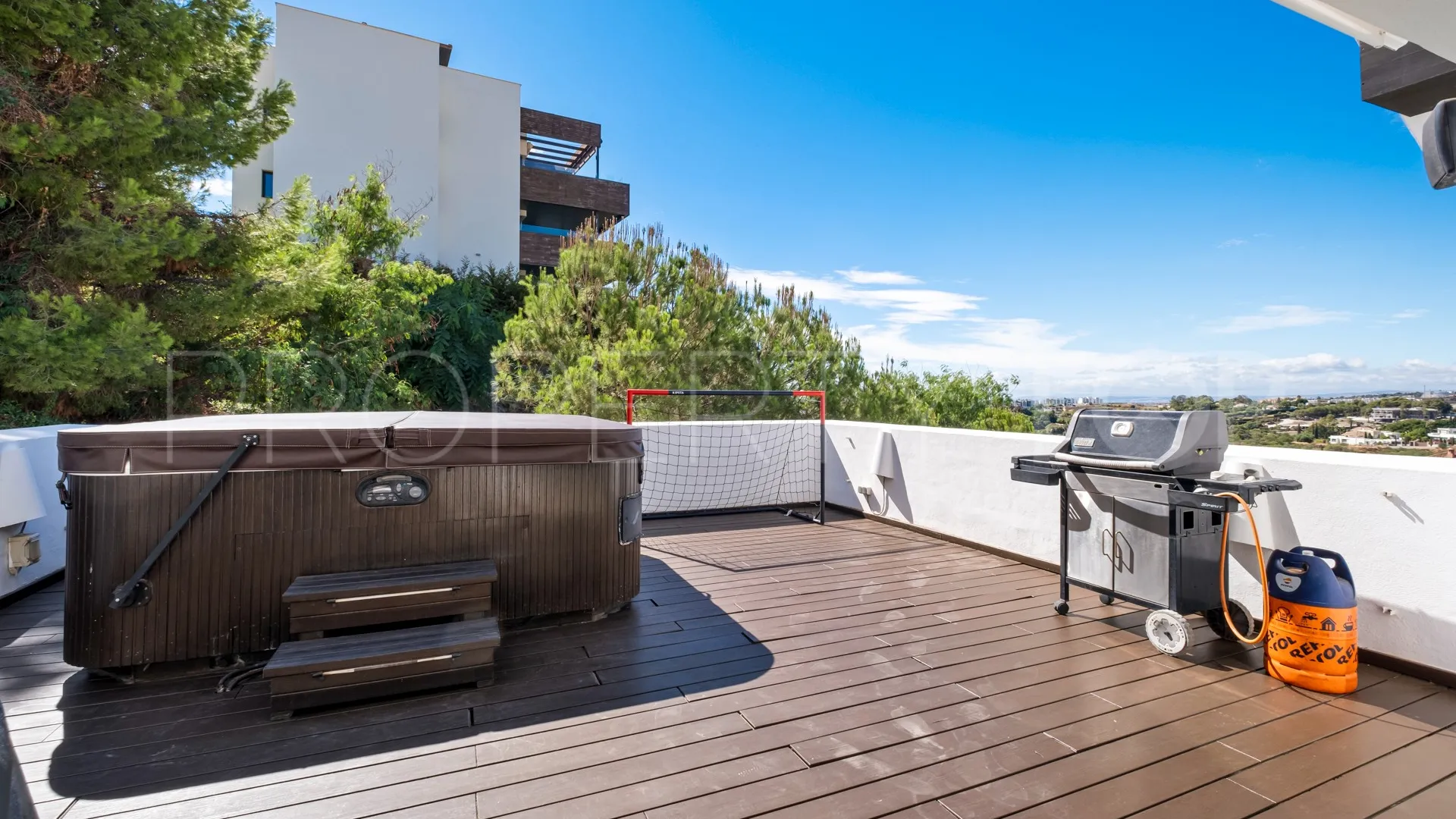 Buy 3 bedrooms duplex penthouse in Los Flamingos Golf