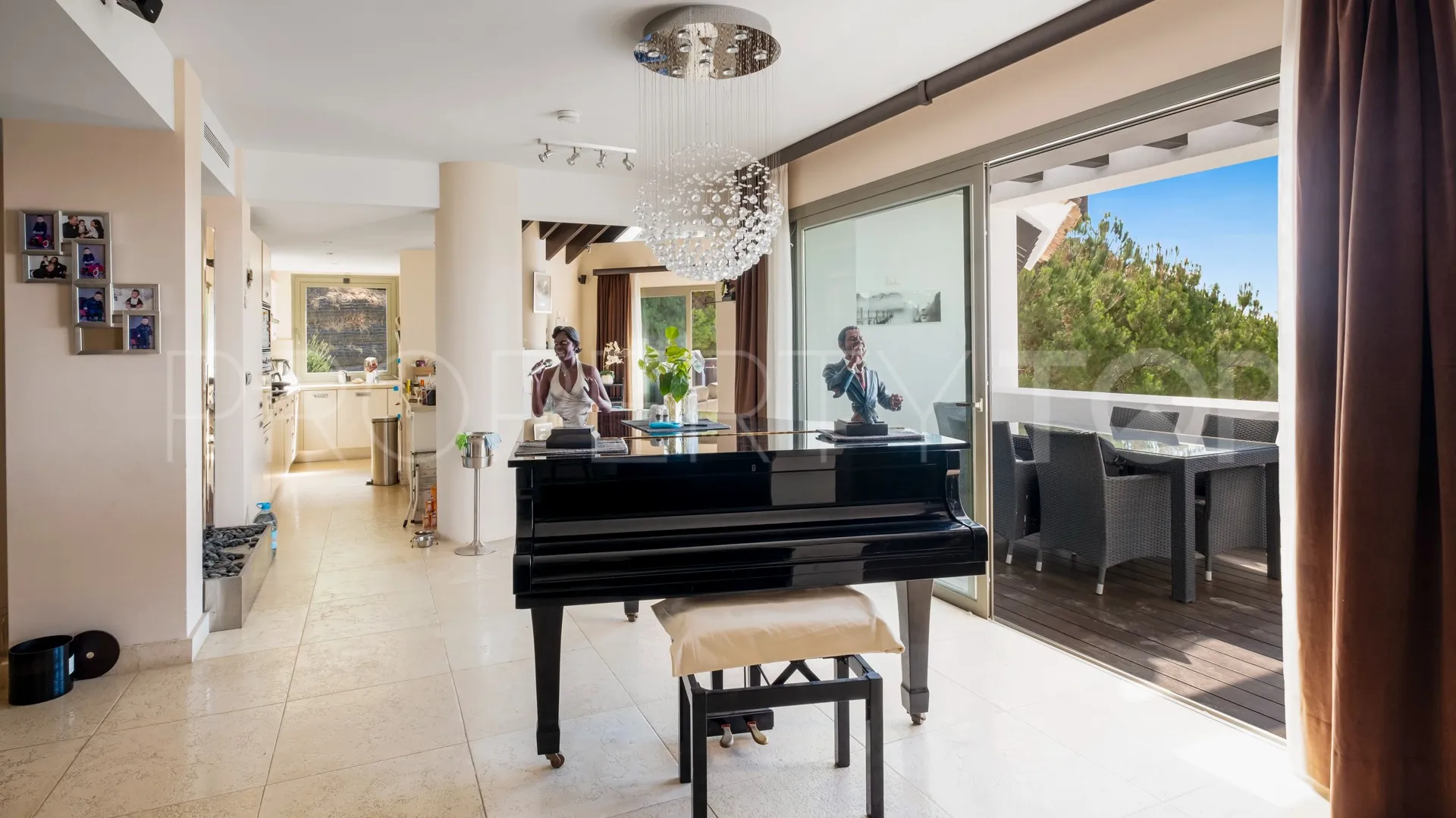 Buy 3 bedrooms duplex penthouse in Los Flamingos Golf