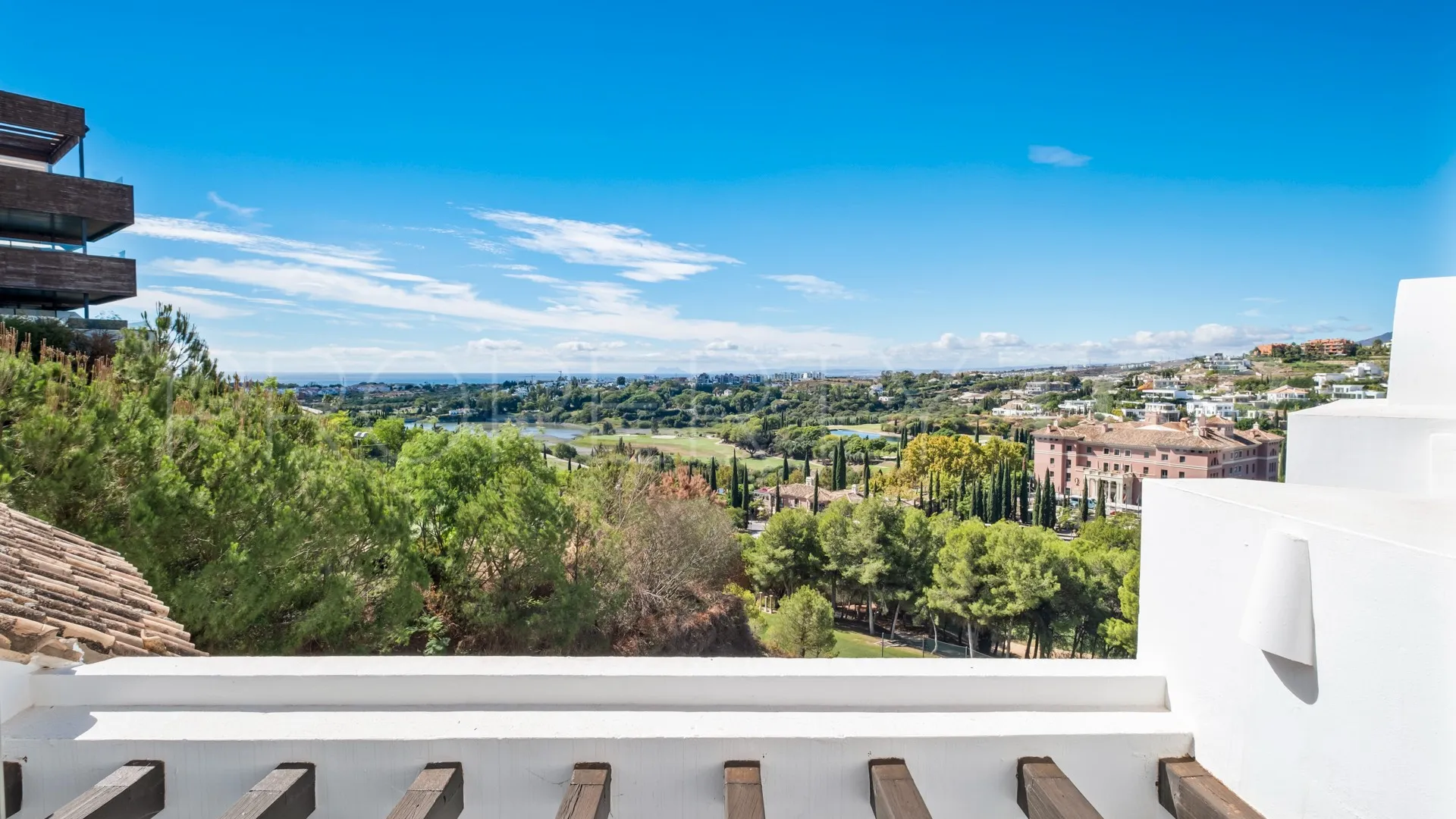 Buy 3 bedrooms duplex penthouse in Los Flamingos Golf